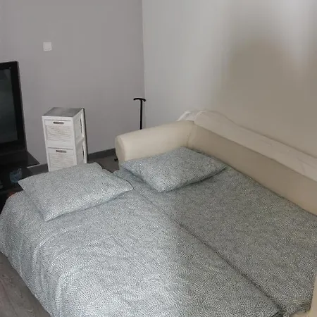 Individuelle Refais A Neuf,ds Maison De Maitre,6 Couchages Dont Un Lit Kingsize,cuisine Avec Lave Vaisselle,rue Privative Pour Se Garer, Accessibilite Au Jardin *